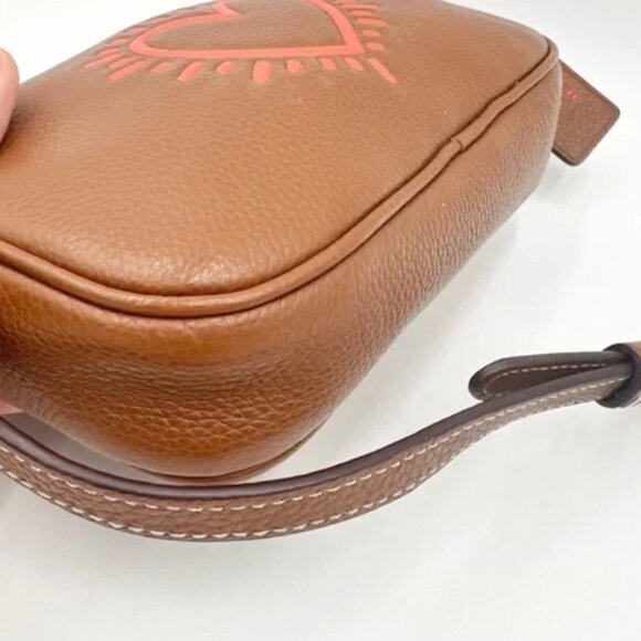 PLAY MYSTERY GAME $25/ SPOT TO WIN Coach x Keith Haring Crossbody EUC - Picture 4 of 16